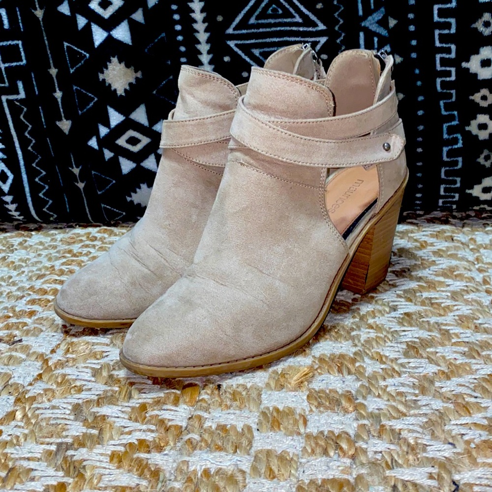 Booties, size 8.5, taupe color